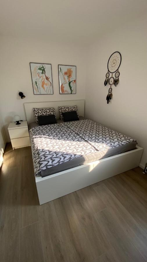 נובו מסטו Apartma Nomad מראה חיצוני תמונה
